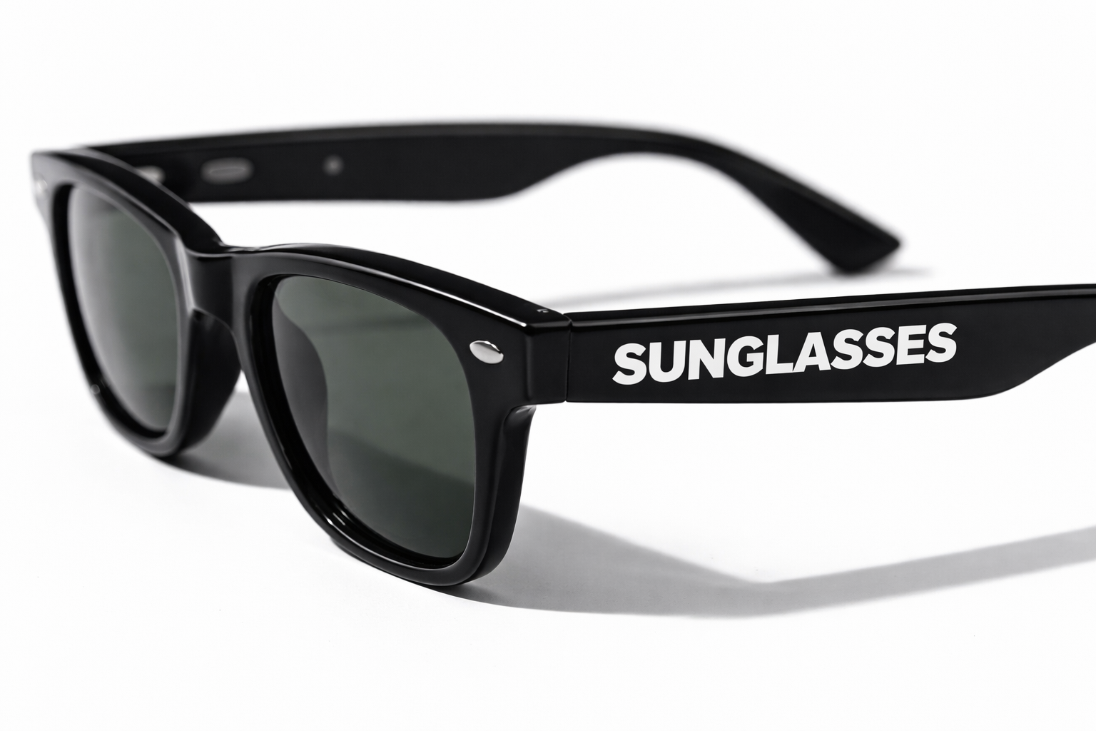 SUNGLASSES